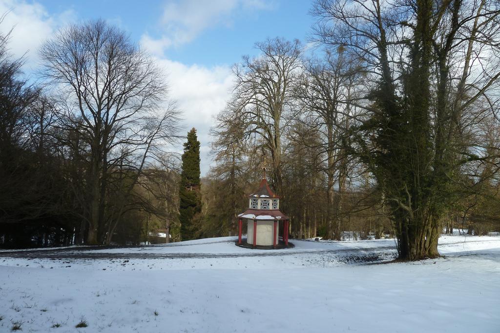 Vorderer Westen Kassel Bilik gambar