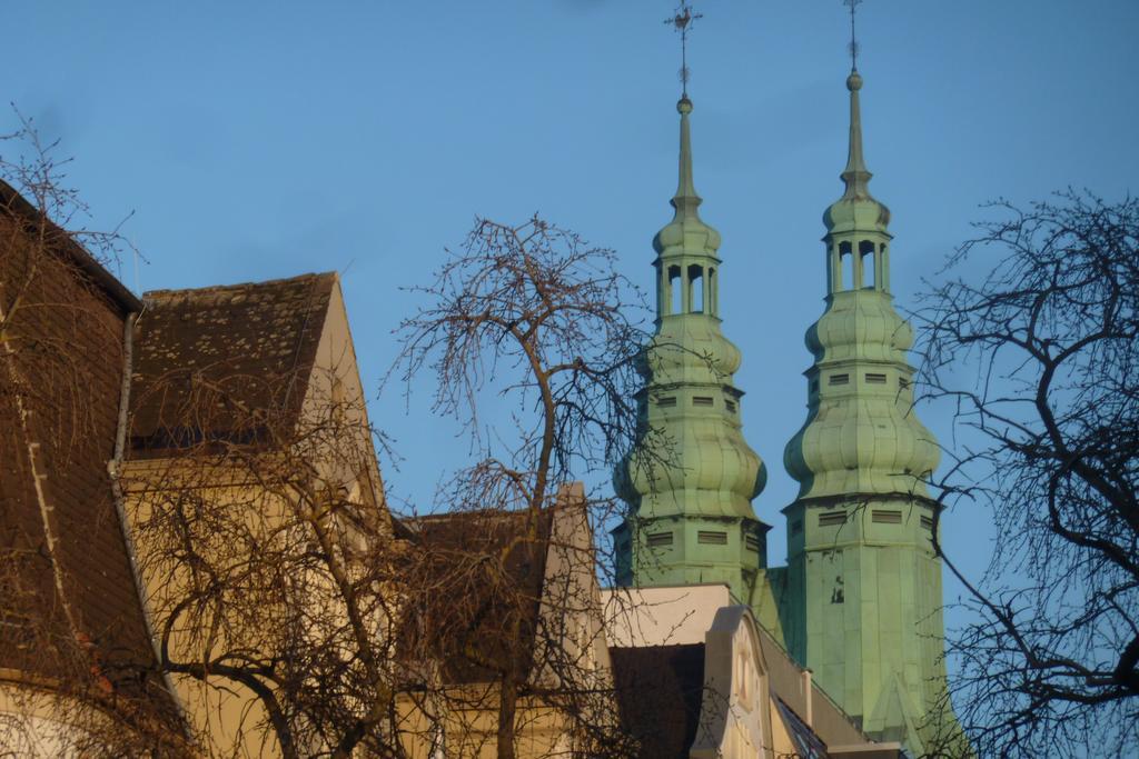 Vorderer Westen Kassel Bilik gambar